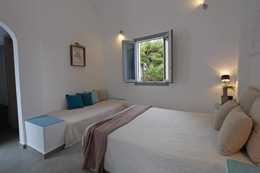 Perissa Blue Dome Rooms Eksteriør billede
